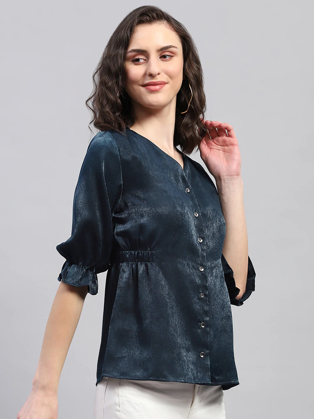 Women Teal Blue Solid V Neck 3/4 Sleeve Top - Image 5