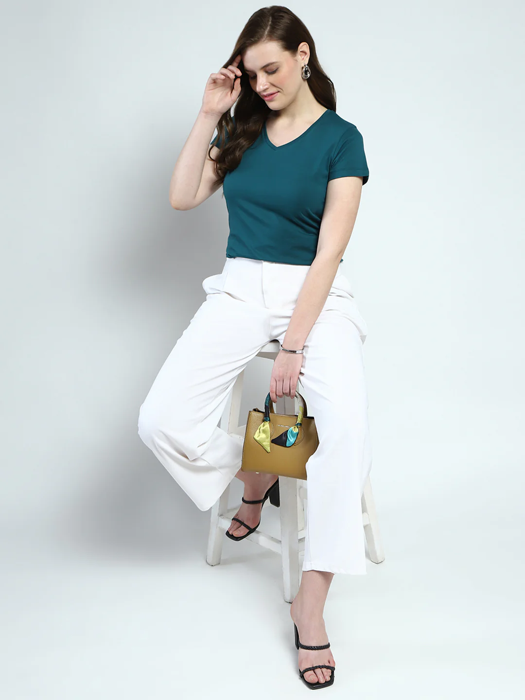 Women Teal Blue Solid V Neck Half Sleeve Top - Image 2
