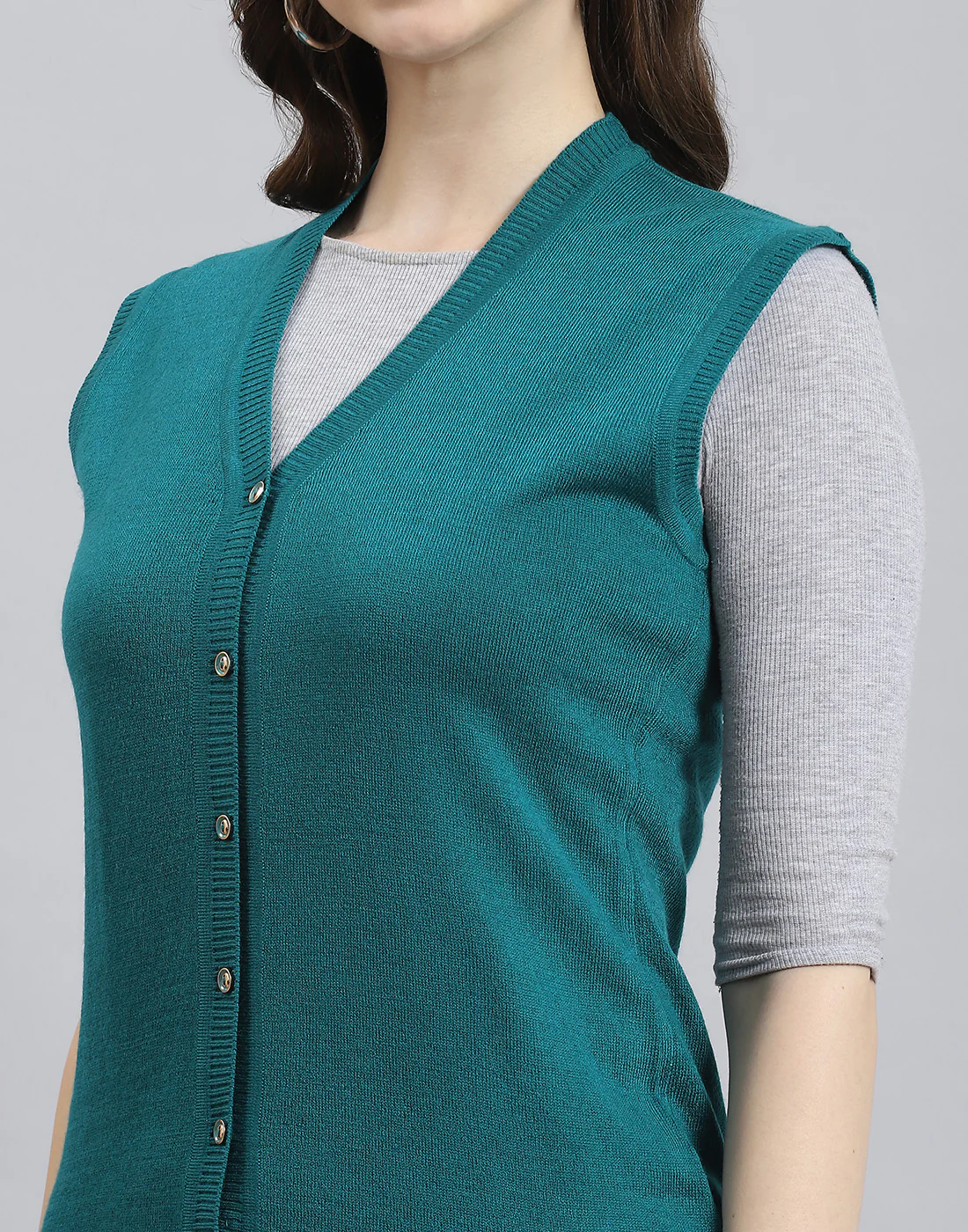 Women Teal Blue Solid V Neck Sleeveless Cardigan - Image 7