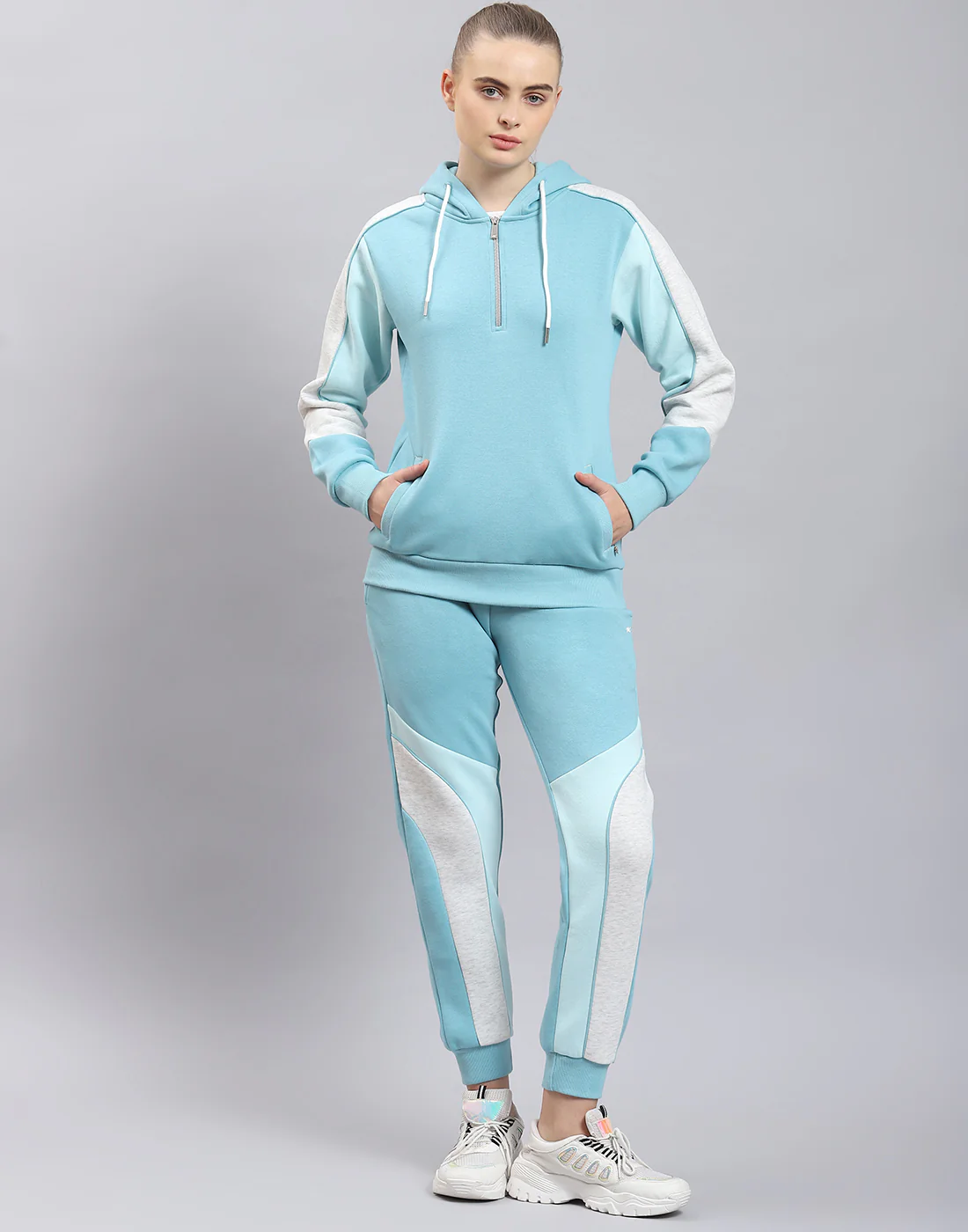 Women Turquoise Blue Solid Hooded Full Sleeve Tracksuit - Image 2