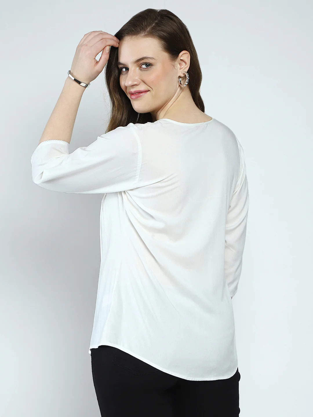 Women White Embroidered Round Neck 3/4th Sleeve Top - Image 5