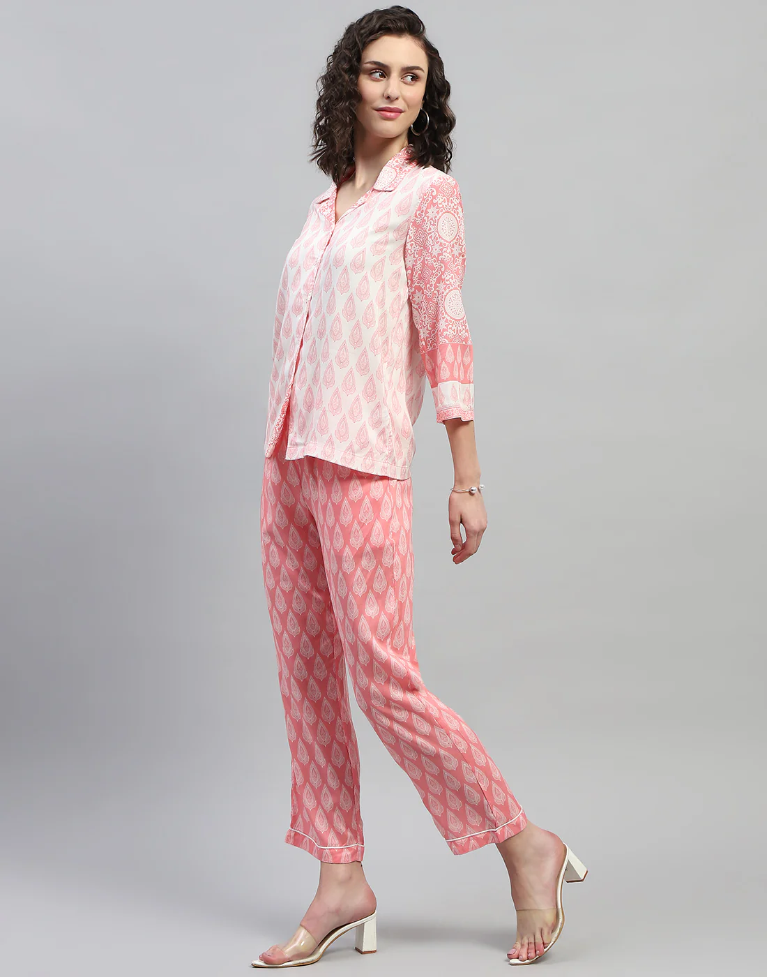 Women White & Pink Printed Collar Neck 3/4 Sleeve Lower Set - Image 4