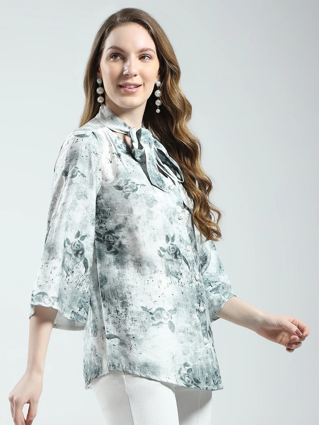 Women White Printed V Neck 3/4th Sleeve Top - Image 4