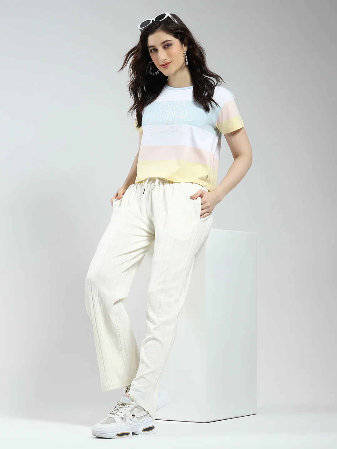 Women White Self Design Regular Fit Lower - Image 2