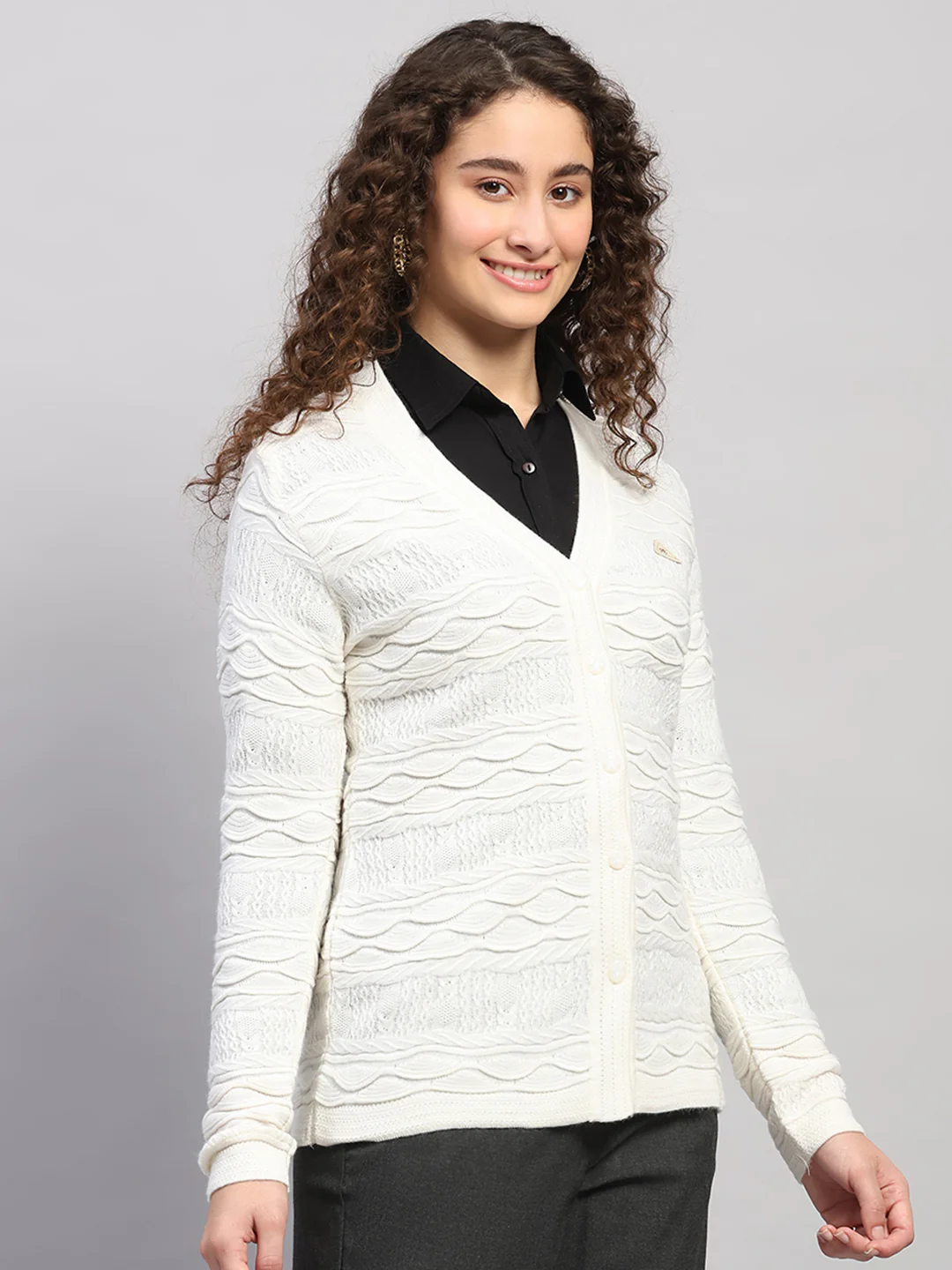 Women White Self Design V Neck Full Sleeve Cardigan - Image 4