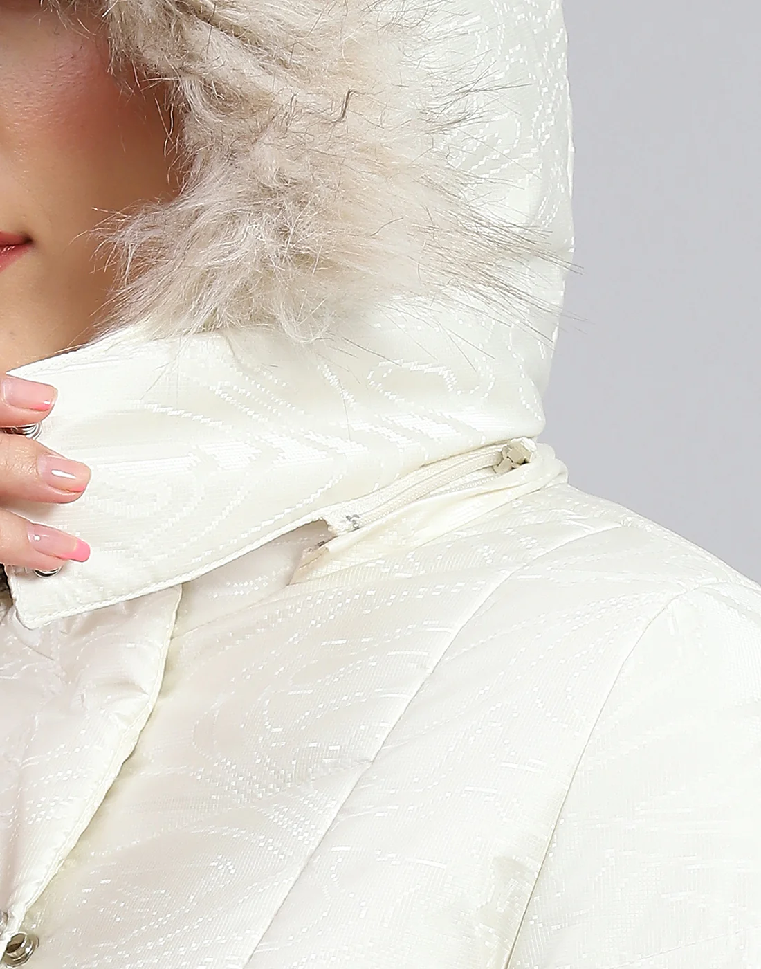 Women White Solid Hooded Full Sleeve Jacket - Image 7