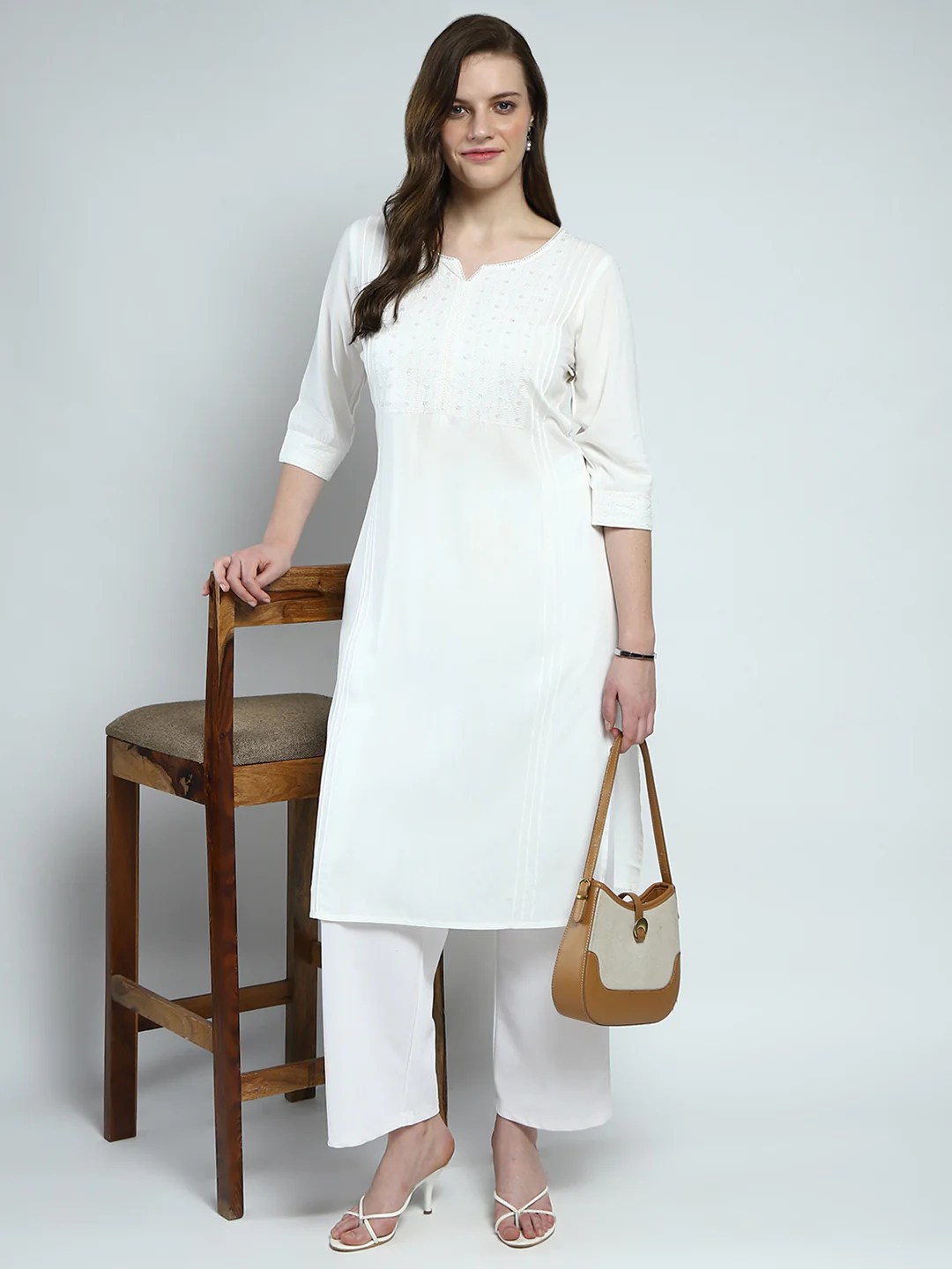 Women White Solid Round Neck 3/4th Sleeve Kurti - Image 2
