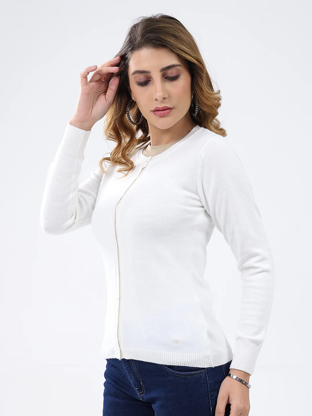 Women White Solid Round Neck Full Sleeve Cardigan - Image 3