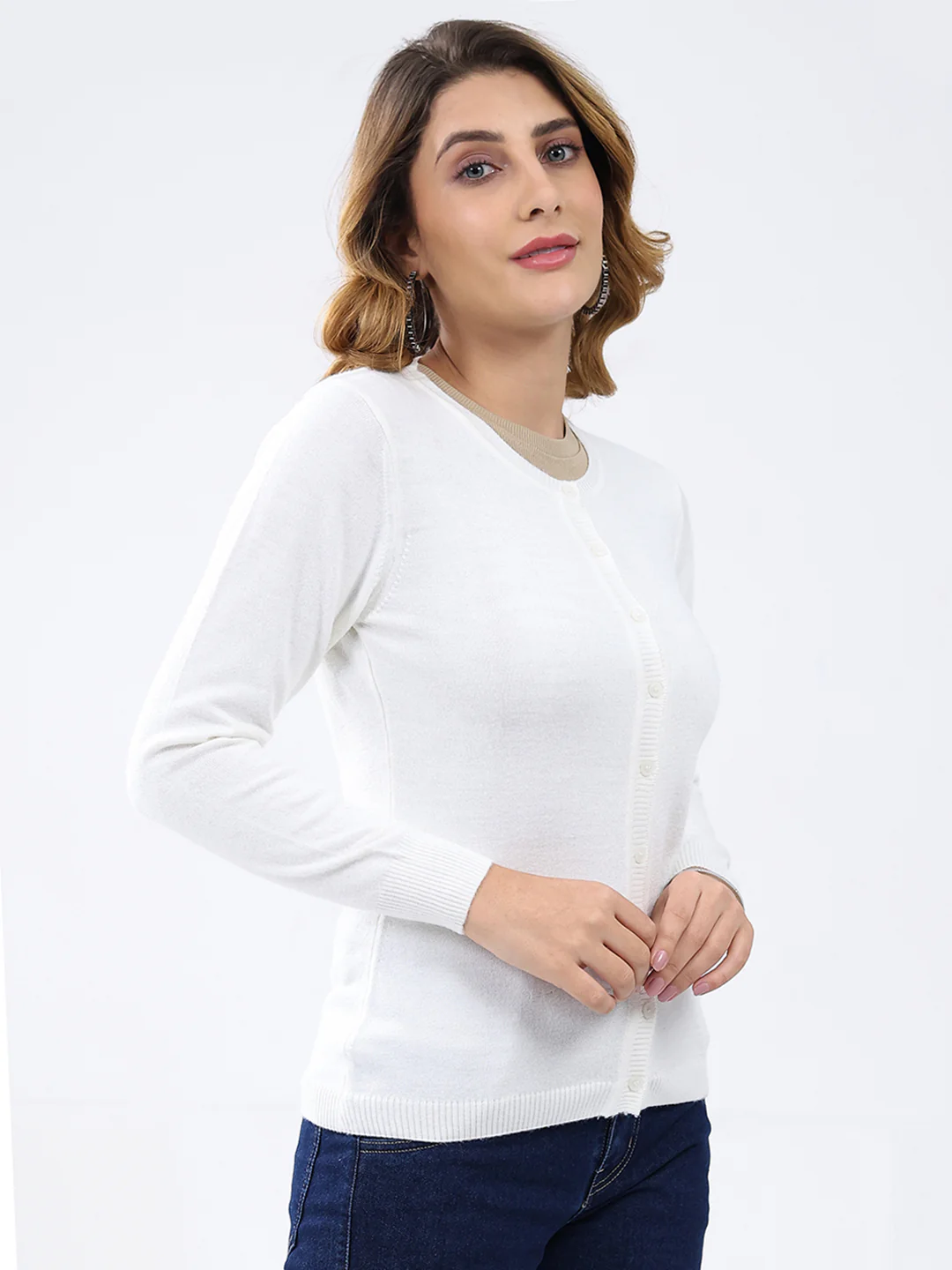 Women White Solid Round Neck Full Sleeve Cardigan - Image 4