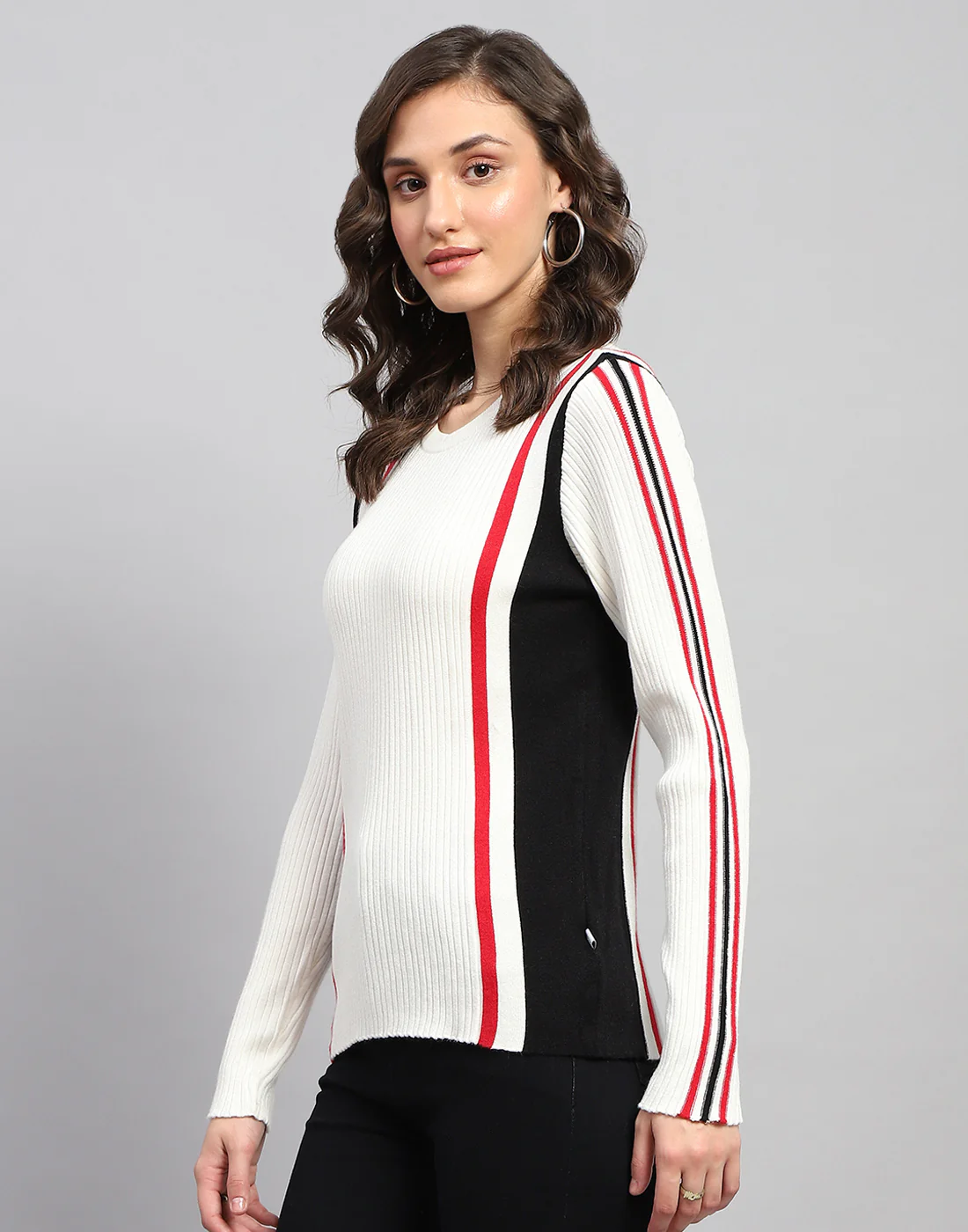 Women White Solid Round Neck Full Sleeve Winter Top - Image 3