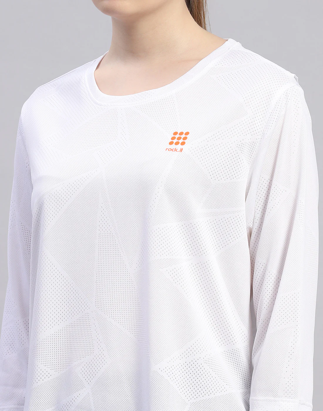 Rock.it Women White Solid Round Neck Half Sleeve Top - Image 7