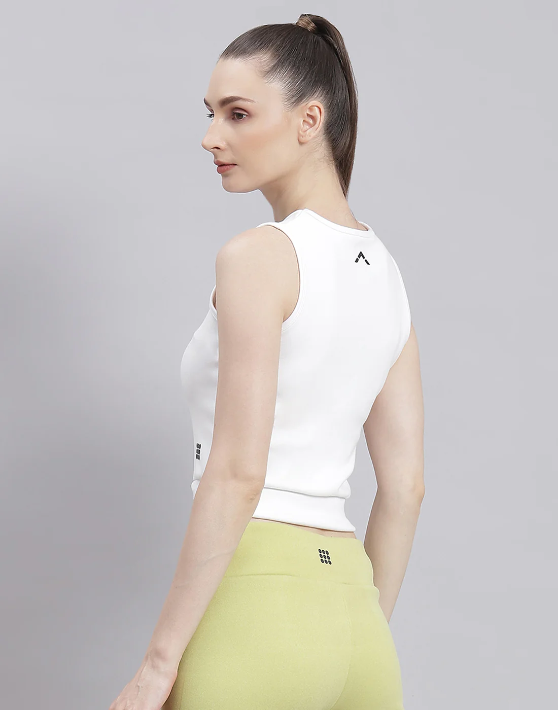 Rock.it Women White Solid Round Neck Sleeveless Top - Image 5