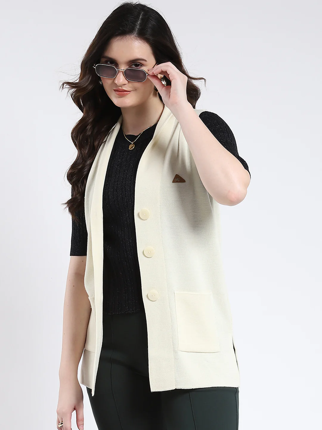 Women White Solid V Neck Sleeveless Cardigan - Image 6