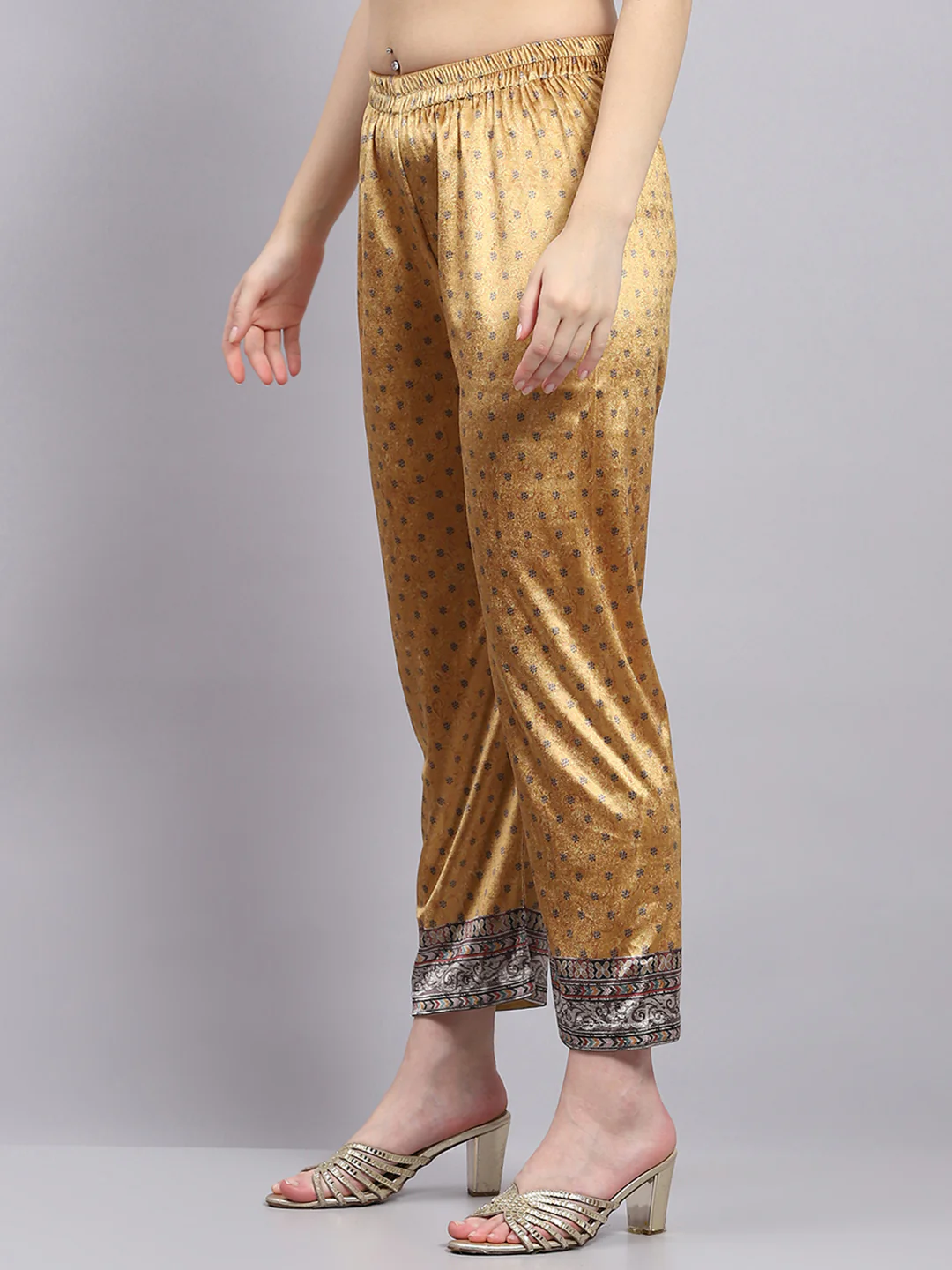 Women Yellow Printed Round Neck Full Sleeve Kurti Set with Stole - Image 8