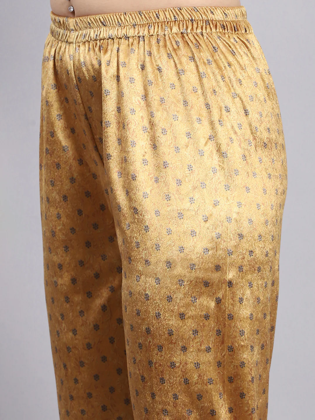 Women Yellow Printed Round Neck Full Sleeve Kurti Set with Stole - Image 9
