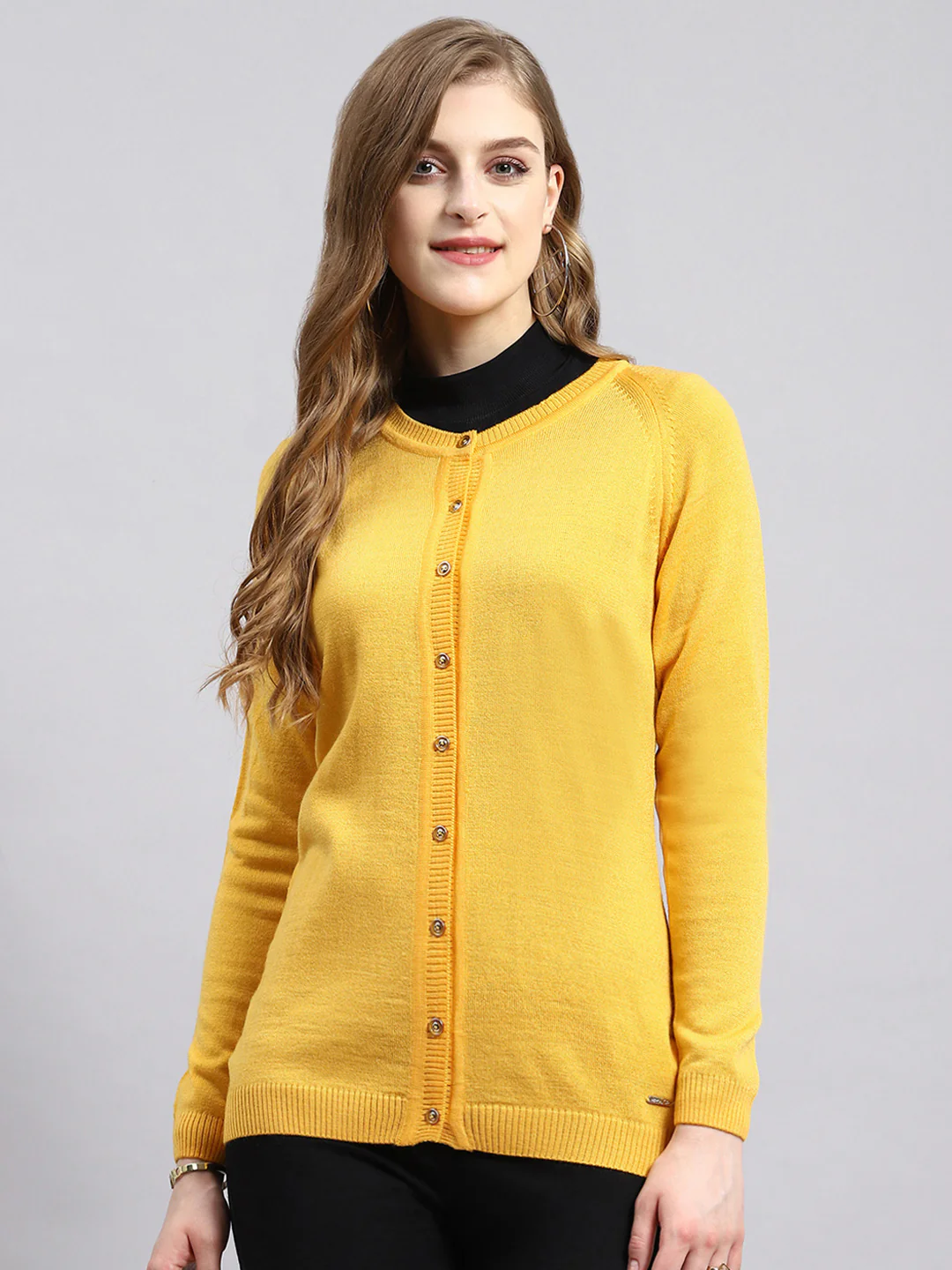 Women Yellow Solid Cardigan - Image 2