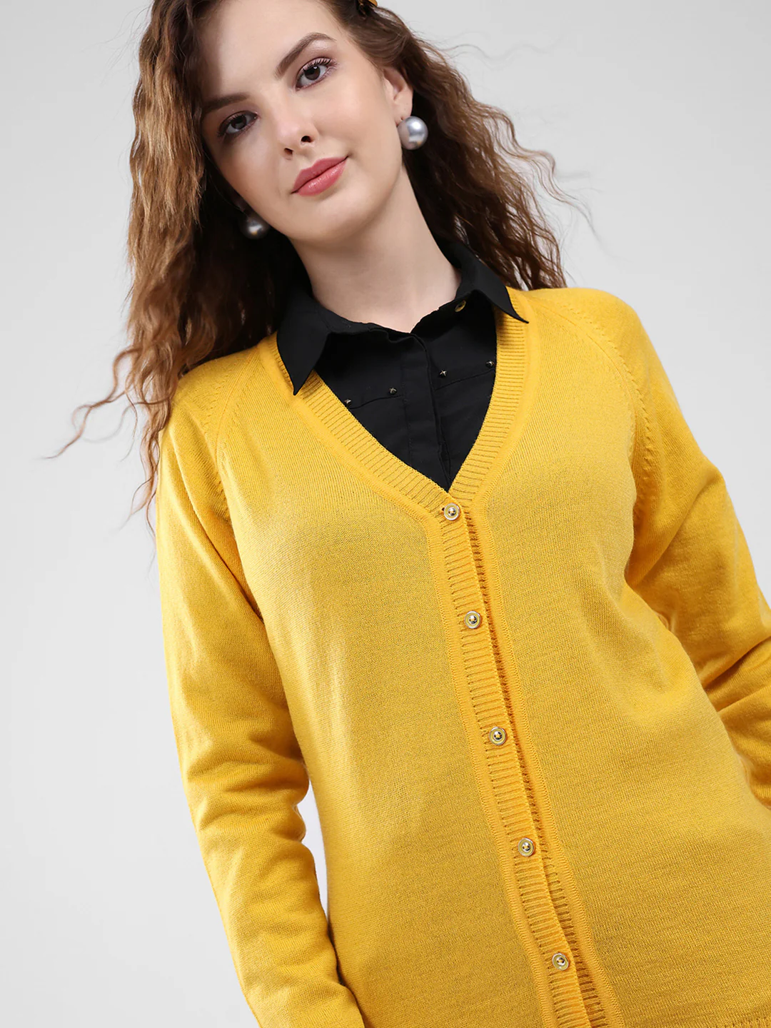 Women Yellow Solid V Neck Full Sleeve Cardigan - Image 6