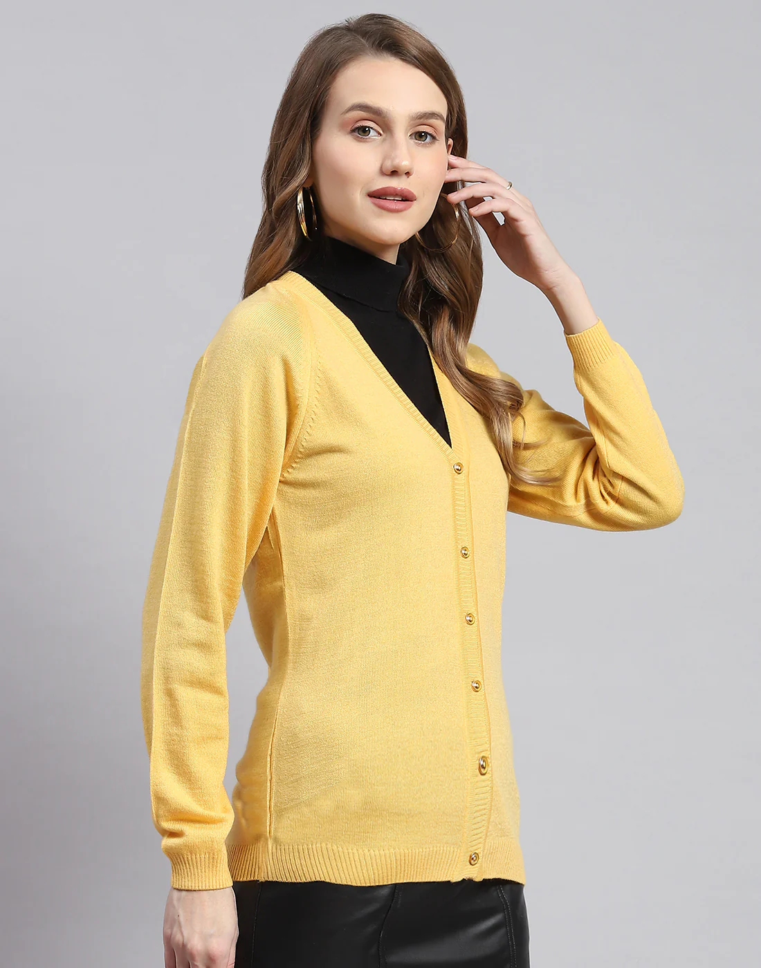Women Yellow Solid V Neck Full Sleeve Cardigans - Image 4