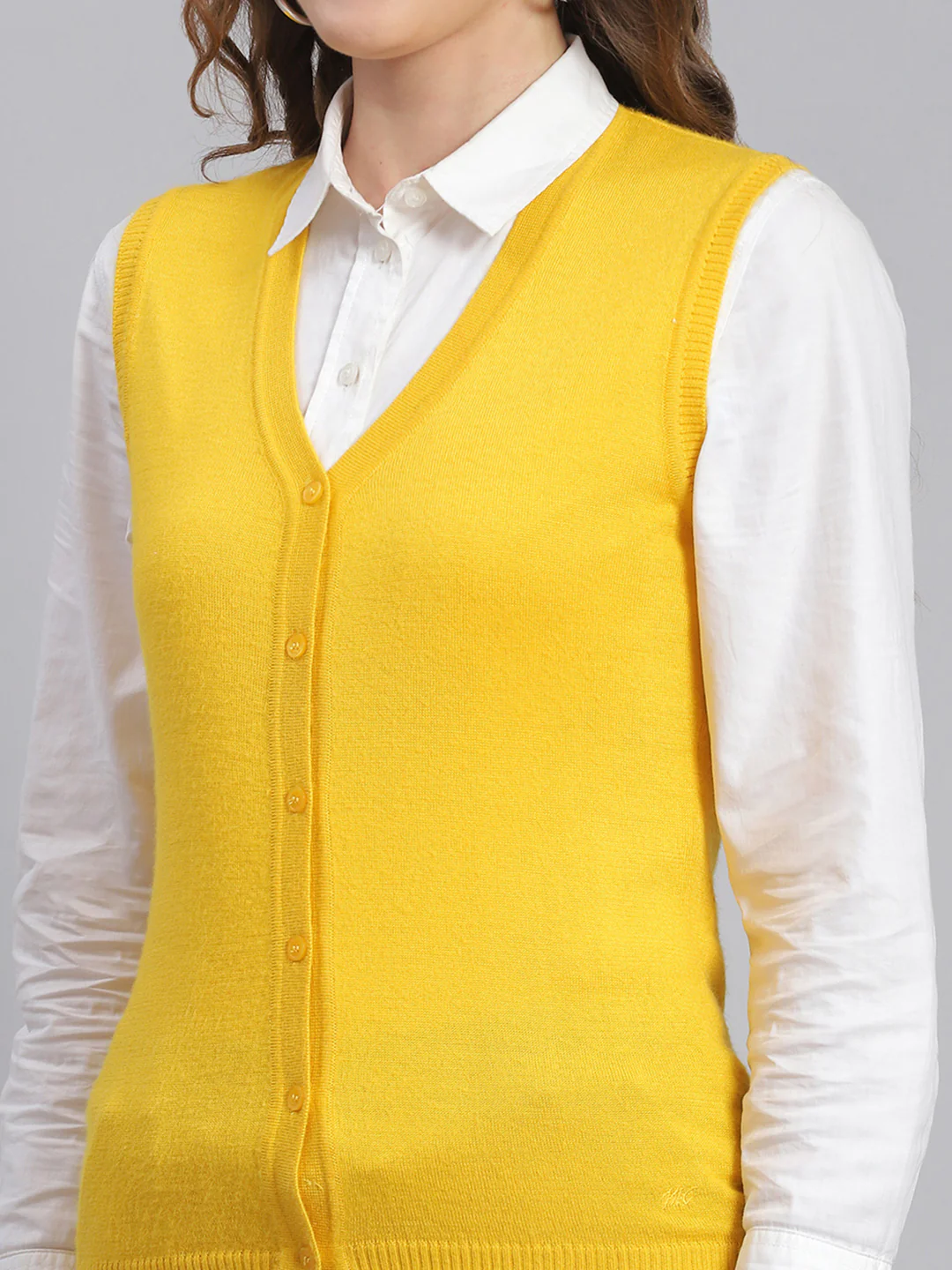Women Yellow Solid V Neck Sleeveless Cardigans - Image 6